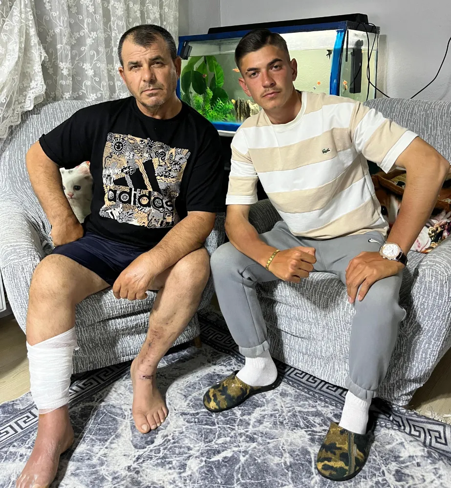 Kıraathanede husumetlilerini vurarak öldüren baba-oğul tutuklandı