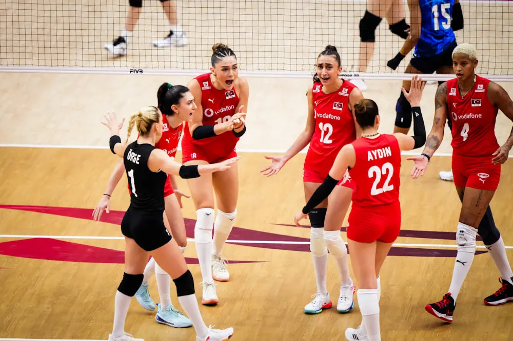 Filenin Sultanları, Dünya Şampiyonası’nda finalde