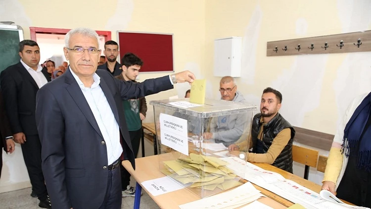 Battalgazi Belediye Başkanı Osman Güder,Oyunu Kullandı