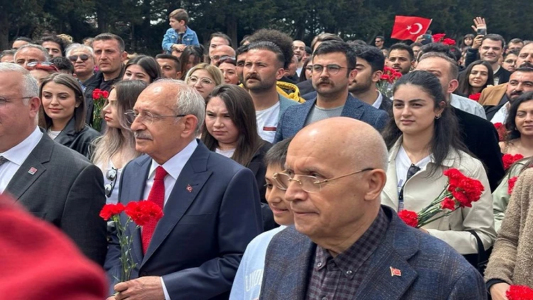 Cumhurbaşkanı Adayı Kılıçdaroğlu ,Anıtkabir